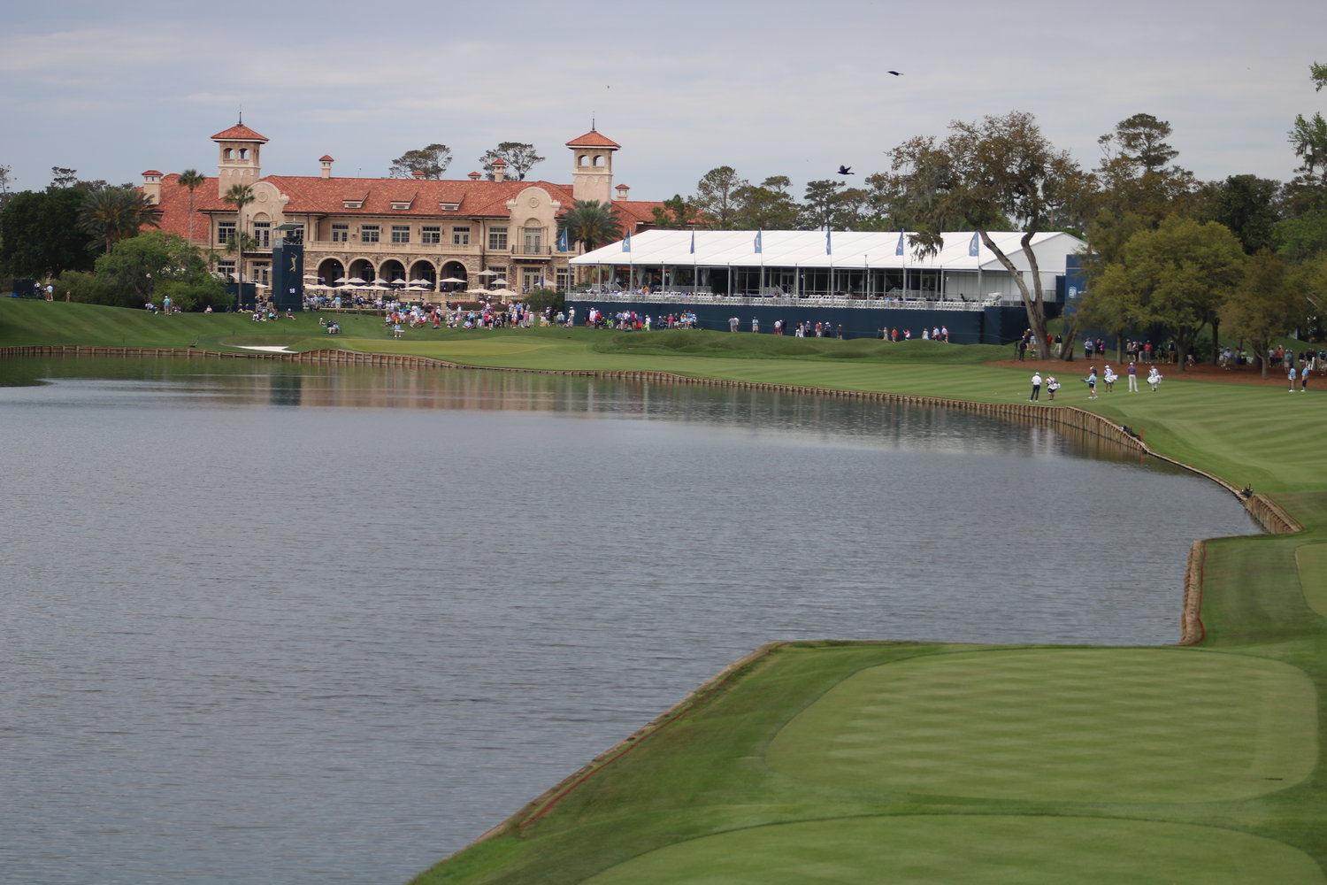 The 18th hole at TPC Sawgrass is waiting to be a deciding factor as the rounds go by at the 2023 THE PLAYERS Championship.